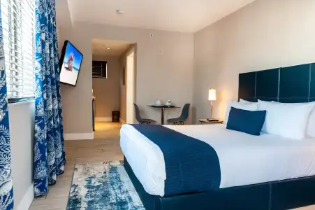 Waterside and Suites - 32