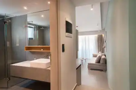 The Residences - 121