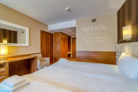White Resort - 52