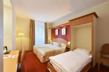 Hôtel International & Terminus - 44