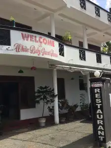 White Baby Guest House & Restaurant - 0