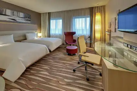 Hilton Frankfurt Airport - 56