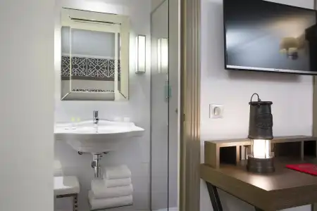 Hôtel Phileas Lazare & Spa - Opéra - 35