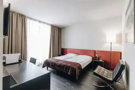 Continental - 8