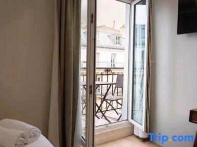 Hôtel Joli Môme - 128