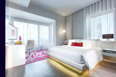 Mode Sathorn - 19