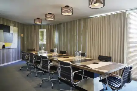 Avalon Beverly Hills, a Member of Designs - 19