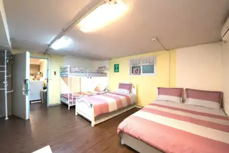 Hongdae Style Guesthouse - 122