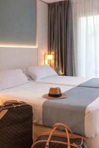 Costa Encantada Suites & Resort - 3