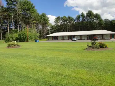 Sara Glen Motel - Saratoga Springs-Glens Falls - 22