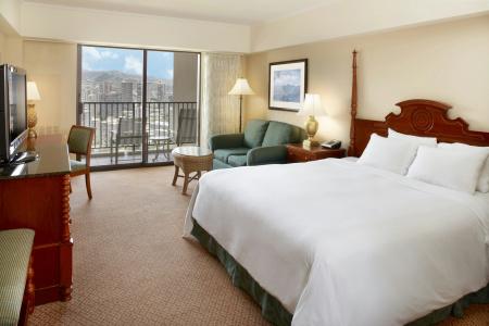 Hilton Hawaiian Village Waikiki Beach Resort - 2
