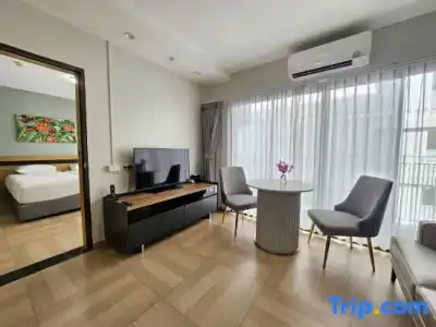Chiva Bangkok - 48