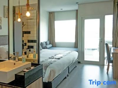 SureStay Plus by Best Western T Pattaya - 79