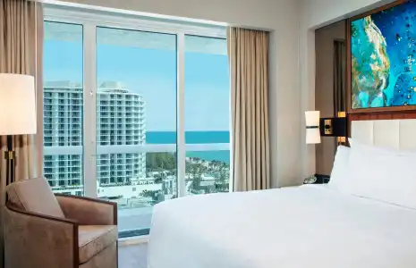 Conrad Fort Lauderdale Beach - 5