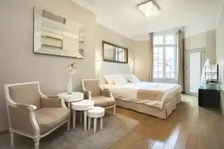 Hôtel De France - 63
