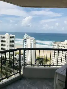 Surfers Century Oceanside Apartments - 159