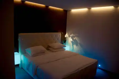LH & SPA - 6