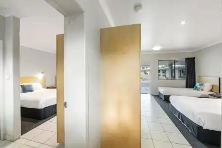 Alara Motor Inn - 9