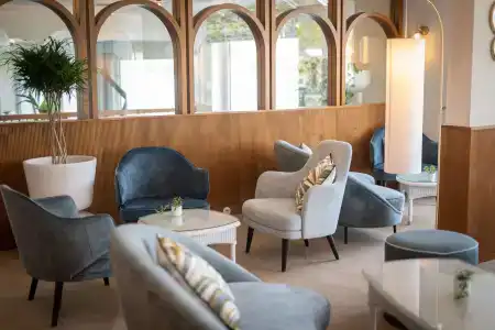 Best Western Le Roof - 1