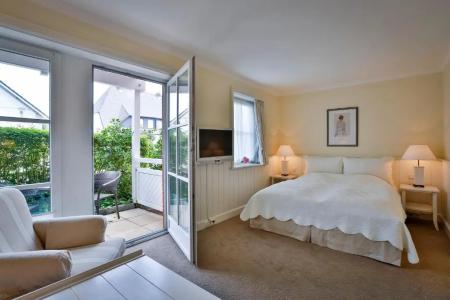 & Restaurant Jörg Müller - 68