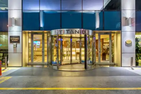 Titanic Port Bakirkoy - 44