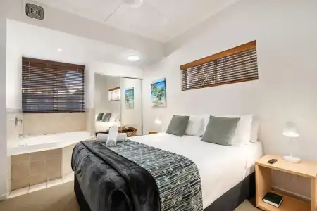 Rolling Surf Resort - 30