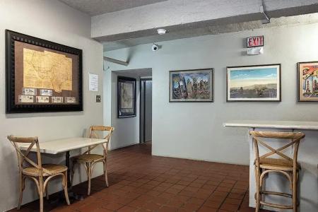 Gardner & Hostel - 51