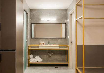 Step One | Luxury Suites Right in the Heart of Acropolis Next to Metro Station - 7
