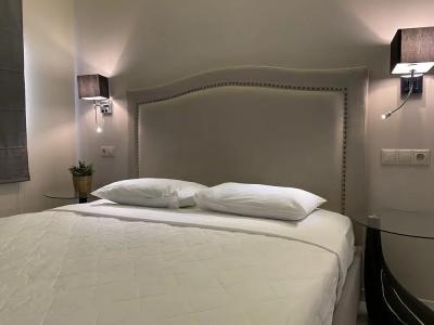 24K Athena Suites - 4