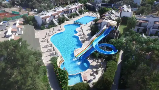 Izer Beach Club - 12