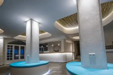 Oasis Beach Adults Only - 15