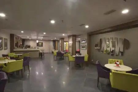 Insula Resort & Spa - 22