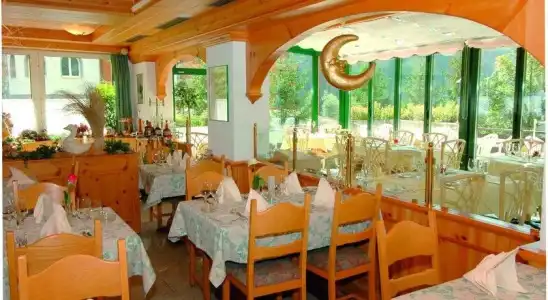 Alfa Superieur - Leukerbad-Therme - 5
