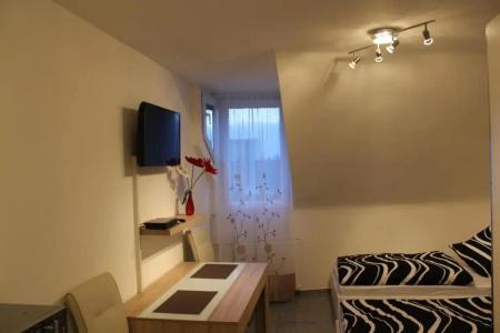 Lipp Apartments - 26