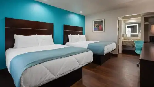 SureStay by Best Western Laredo - 64