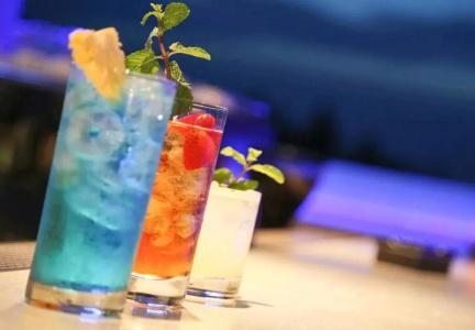 Absolute Twin Sands Resort & Spa - 11