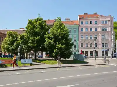 Royal Prague City Apartments - 12