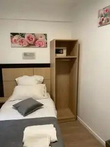 Hôtel De Bordeaux - 25
