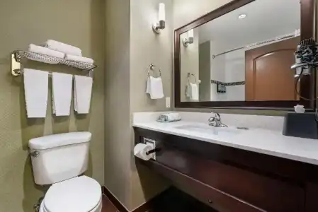 Best Western Pacific Inn - 73