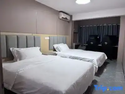Xiangxueyuan Esports - 32