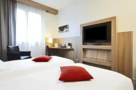 Kyriad - Tours Centre - 58