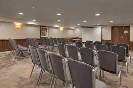 Hilton London Kensington - 32