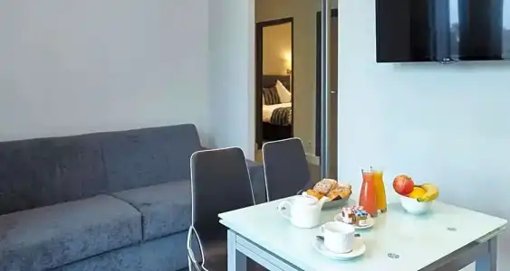 Best Western Le Cheval Blanc - Vieux Port - 226