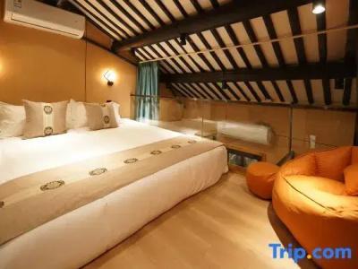 Pingjiang  Courtyard - 29