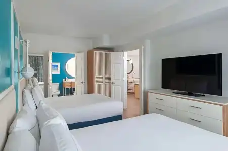 DoubleTree Suites by Hilton Naples - 247