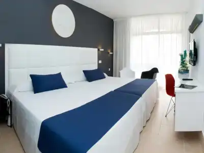 Evenia Olympic Garden - 35