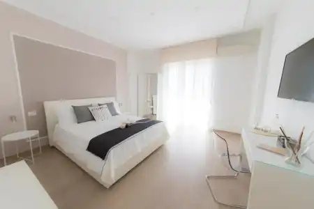 B&B Chérie - Centro di Salerno - 21