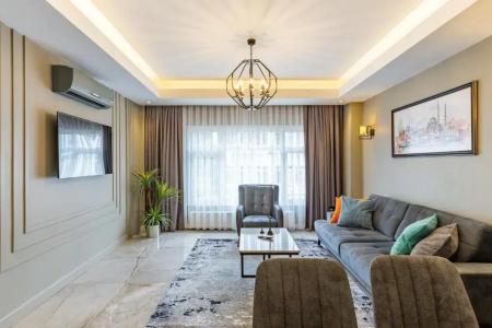 Seraglio & Suites - 139