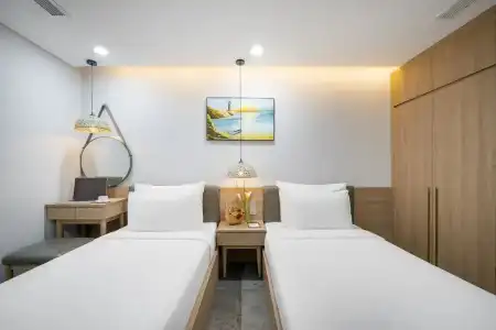 Nguyen Gia - 31