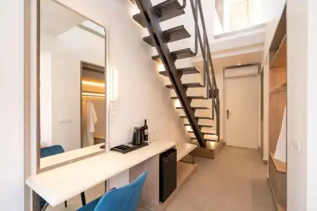 Mirablue Luxury Residences - 329